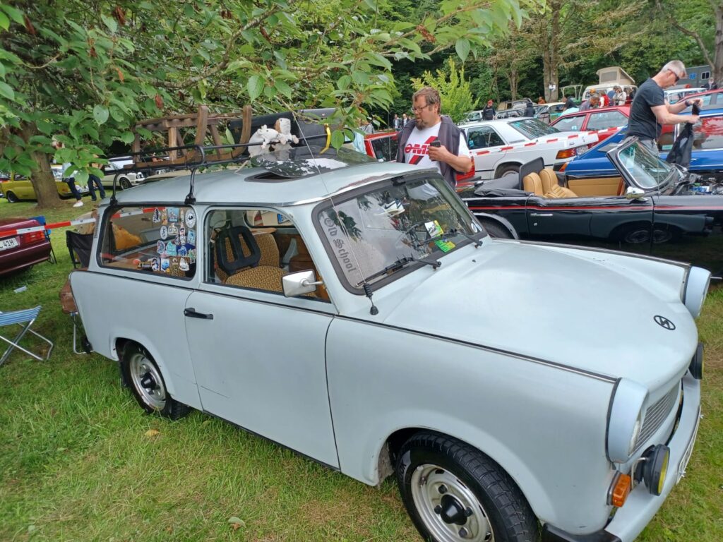 Trabant auf Treffen