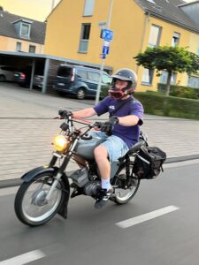 Moped mit Fahrer