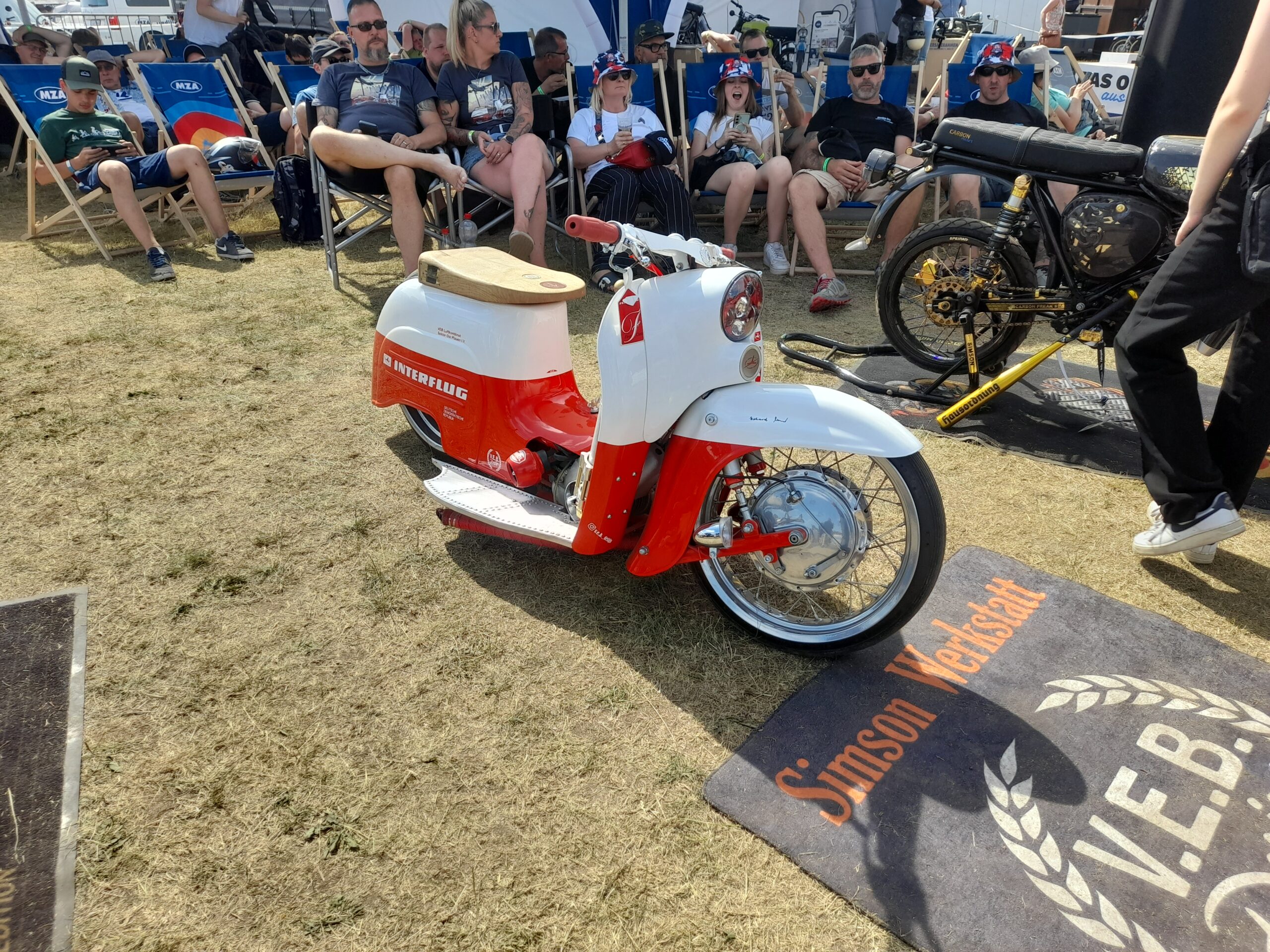 Umgebaute Schwalbe Simson