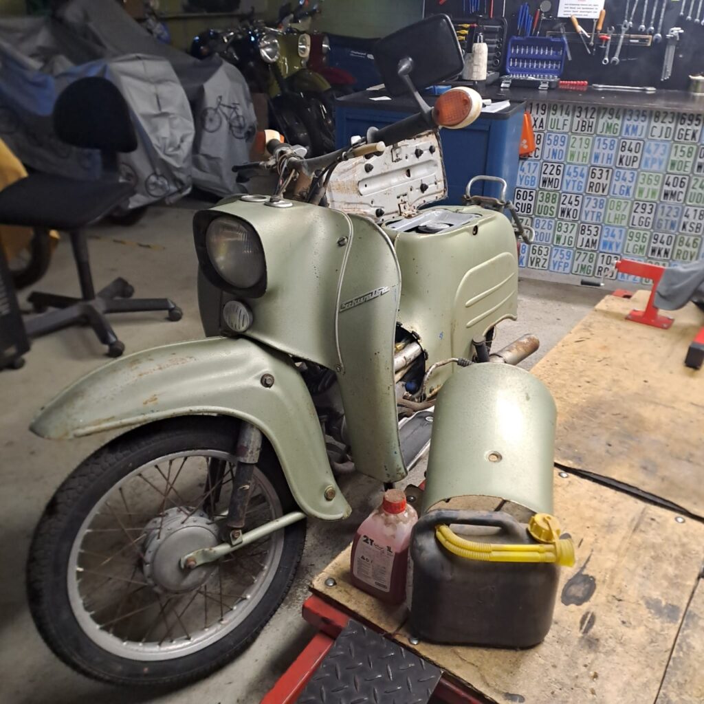 Schwalbe KR51-1 nicht fahrbereit