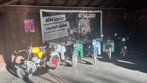 Alte Liebe rostet nicht Flyer mit unseren Mopeds